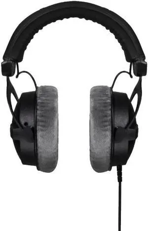 Beyerdynamic DT 770 Pro 250 Ohm Reference headphones for control and monitoring purpose (closed)